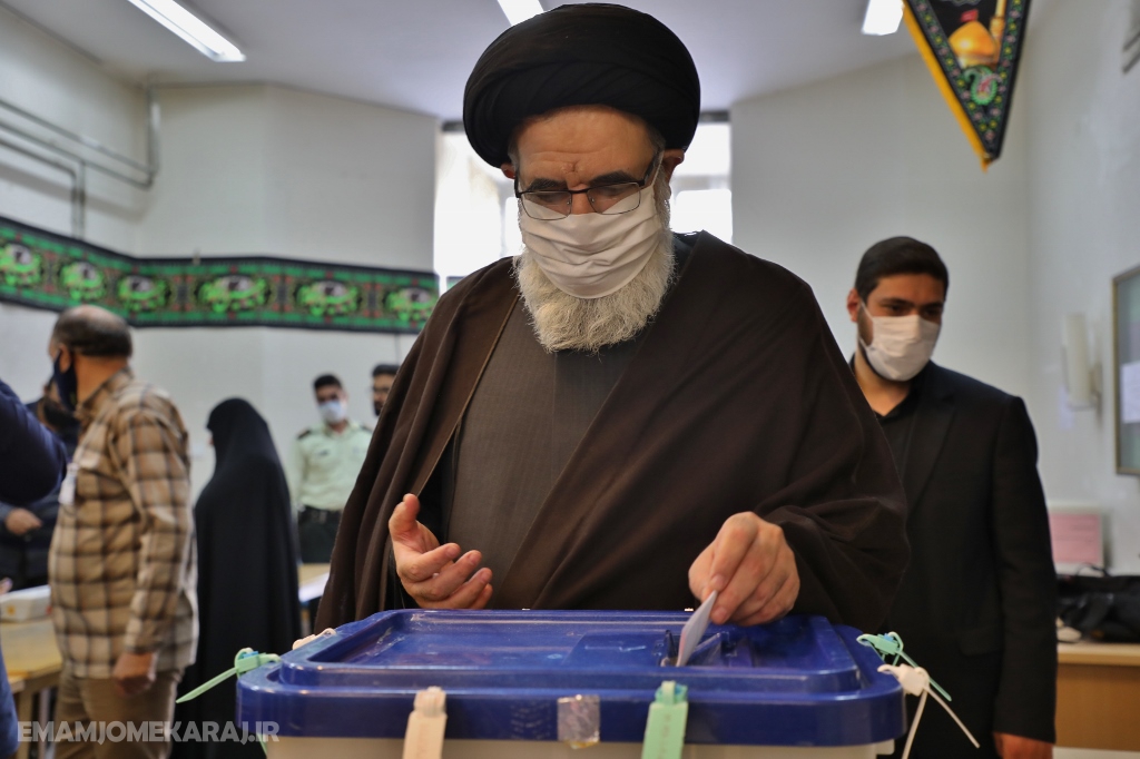 حضور نماینده رهبر انقلاب در استان البرز در دومین مرحله انتخابات مجلس شورای اسلامی