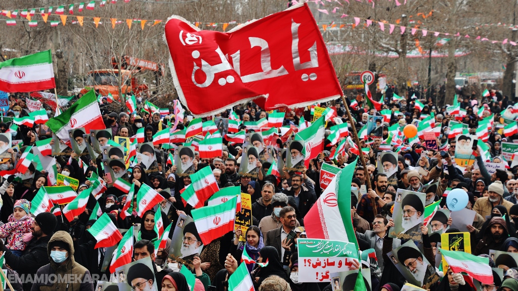 راهپیمایی ۲۲ بهمن در کرج برگزار شد